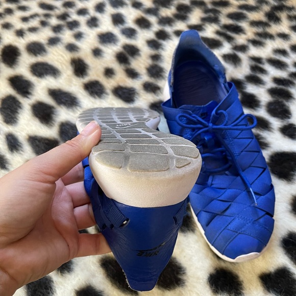 Criss Cross Nikes - Picture 11 of 11